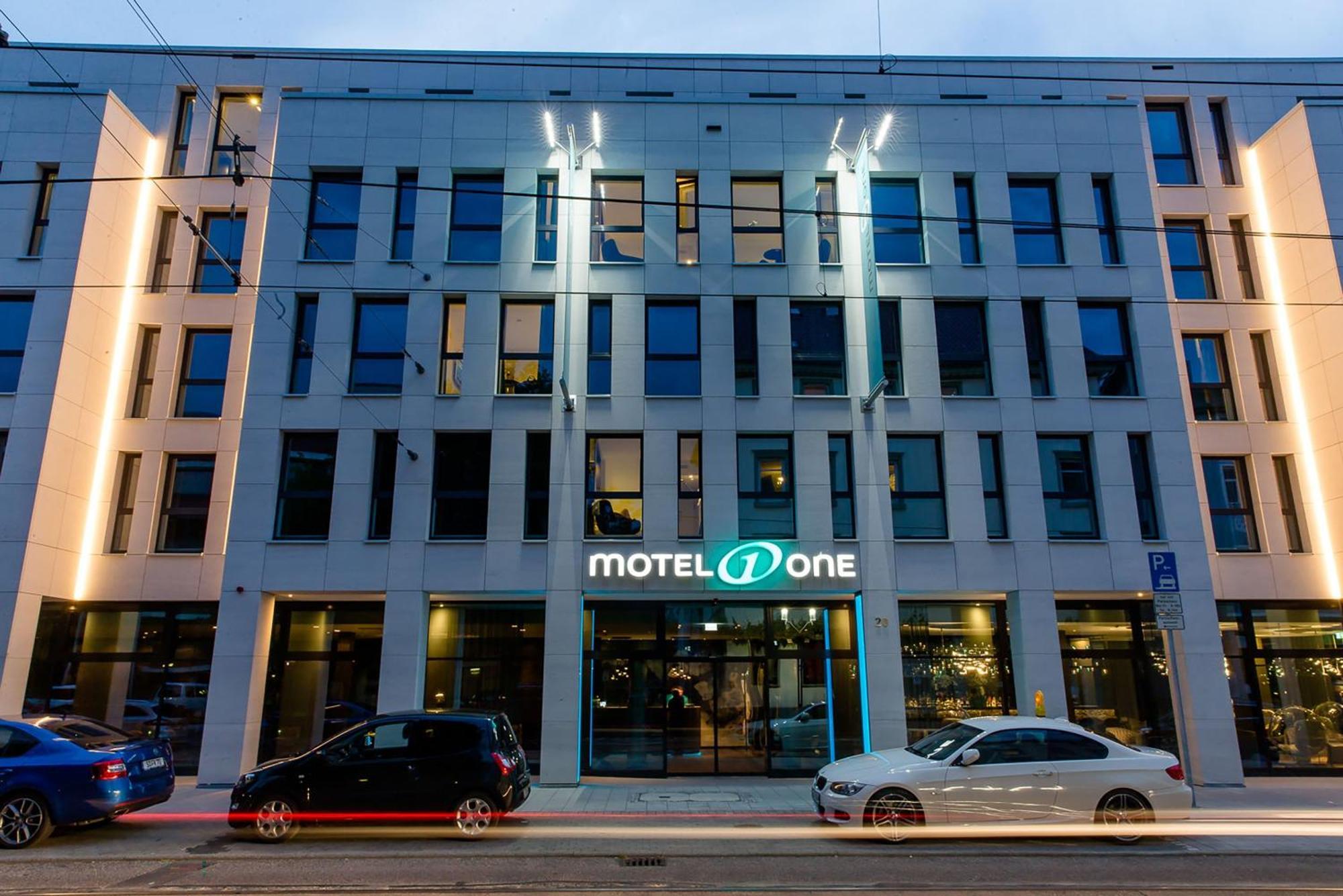 Motel One Stuttgart-Bad Cannstatt Estugarda Exterior foto