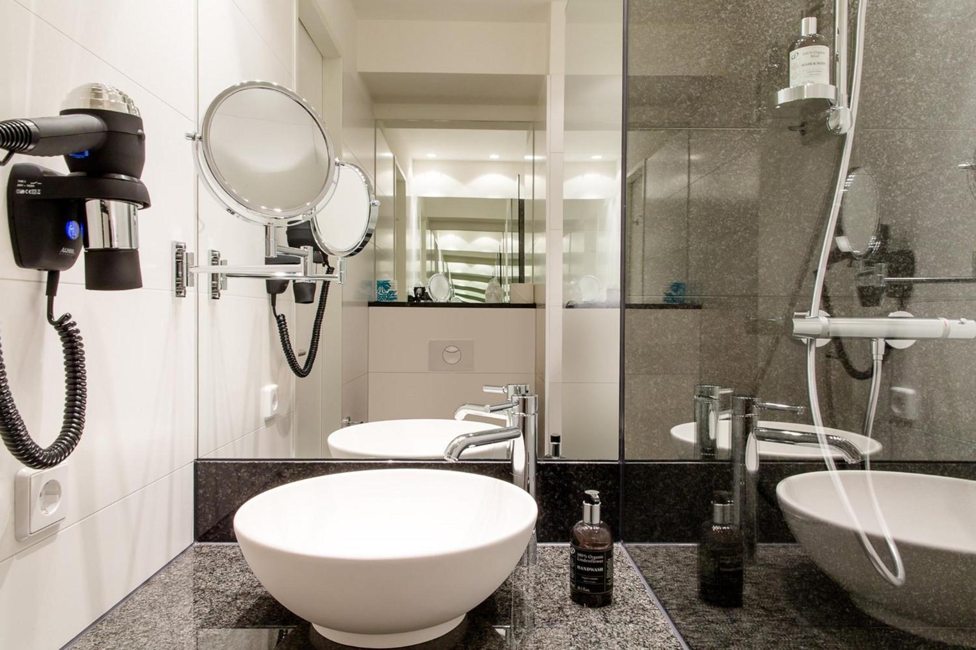 Motel One Stuttgart-Bad Cannstatt Estugarda Exterior foto